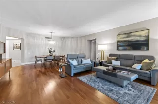 Photo #2: 2773058 Listing 