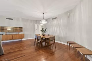 Photo #5: 2773058 Listing 