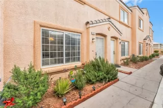 Photo #1: 2773059 Listing 