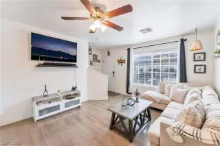 Photo #3: 2773059 Listing 