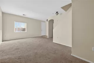 Photo #3: 2773064 Listing