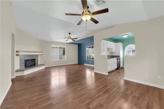 Photo #4: 2773166 Listing 