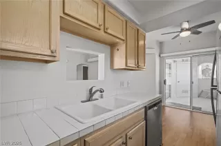 Photo #3: 2773181 Listing 