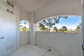 Photo #6: 2773181 Listing 