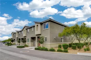 Photo #1: 2773216 Listing 