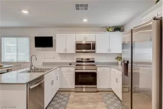 Photo #4: 2773216 Listing 