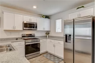 Photo #5: 2773216 Listing 