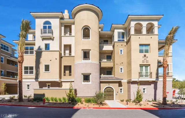 MLS: 2773244 Condo For Sale