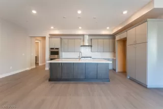 Photo #1: 2773244 Listing 