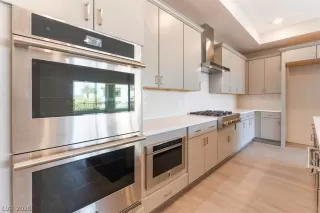 Photo #2: 2773244 Listing 