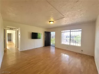 Photo #1: 2773278 Listing 