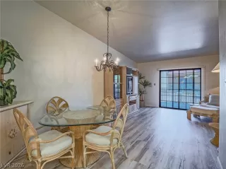 Photo #3: 2773288 Listing 