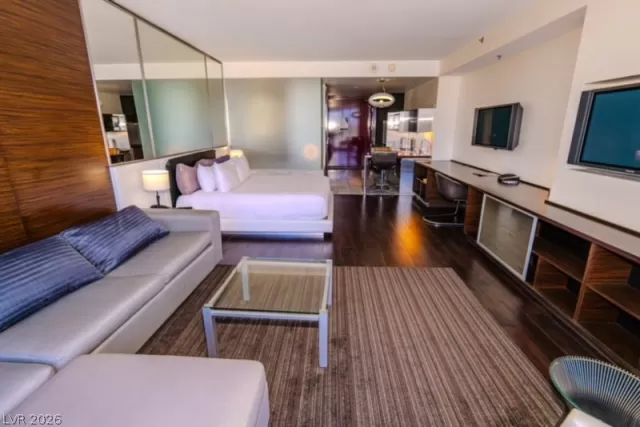 MLS: 2773298 Condo For Sale