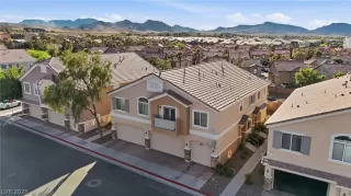 Photo #1: 2773318 Listing 