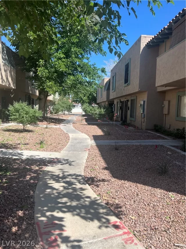 MLS: 2773329 Condo For Sale