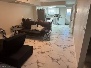 Photo #5: 2773329 Listing 