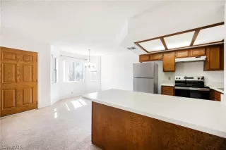 Photo #4: 2773383 Listing 