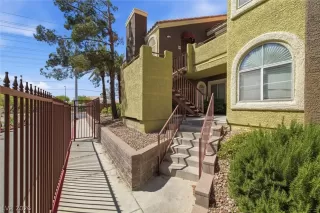 Photo #2: 2773390 Listing 