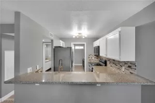 Photo #2: 2773391 Listing 