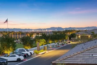 Photo #1: 2773397 Listing 