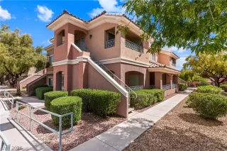 Photo #1: 2773400 Listing 