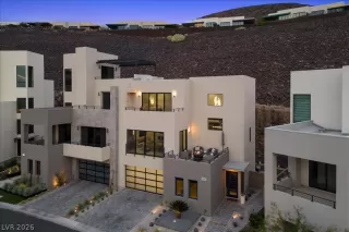 Photo #6: 2773470 Listing 