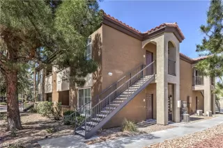 Photo #1: 2773488 Listing