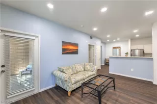 Photo #5: 2773488 Listing