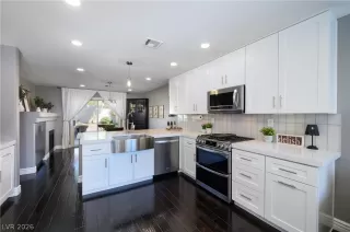 Photo #3: 2773515 Listing 