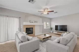 Photo #2: 2773526 Listing 