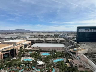 Photo #2: 2773528 Listing 