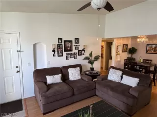 Photo #5: 2773532 Listing 