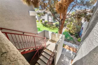 Photo #5: 2773537 Listing 