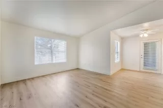 Photo #6: 2773537 Listing 