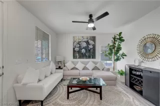 Photo #3: 2773538 Listing 