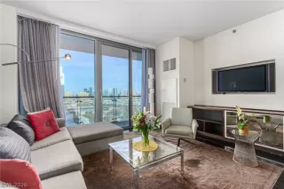 Photo #6: 2773577 Listing 