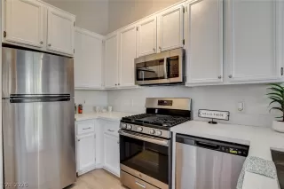 Photo #1: 2773607 Listing 