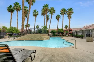 Photo #2: 2773607 Listing 