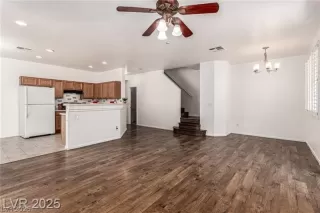 Photo #5: 2773621 Listing