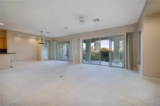 Photo #6: 2773624 Listing