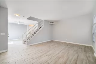 Photo #4: 2773628 Listing 