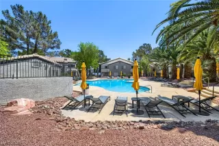 Photo #1: 2773641 Listing 