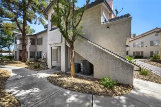 Photo #3: 2773641 Listing 