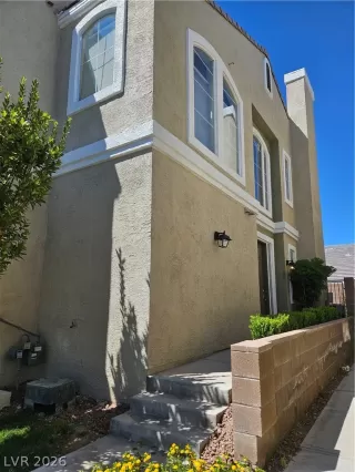 Photo #1: 2773666 Listing