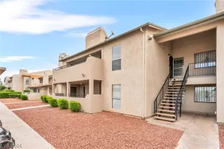 Photo #2: 2773684 Listing 