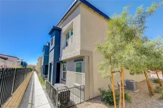 Photo #1: 2773690 Listing 