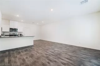 Photo #4: 2773741 Listing 