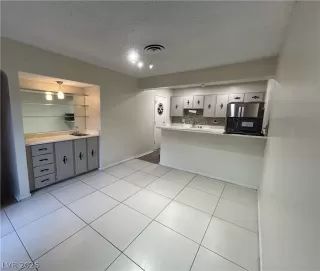 Photo #4: 2773750 Listing 