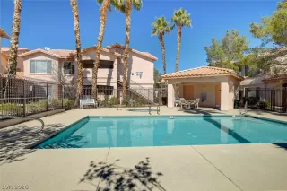 Photo #3: 2773780 Listing 