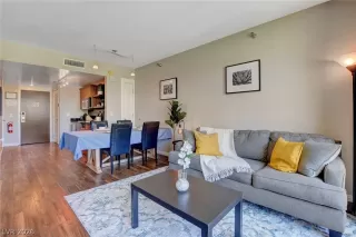 Photo #1: 2773784 Listing 